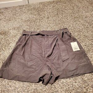 NWT A New Day Belted Shorts Olive Green 14